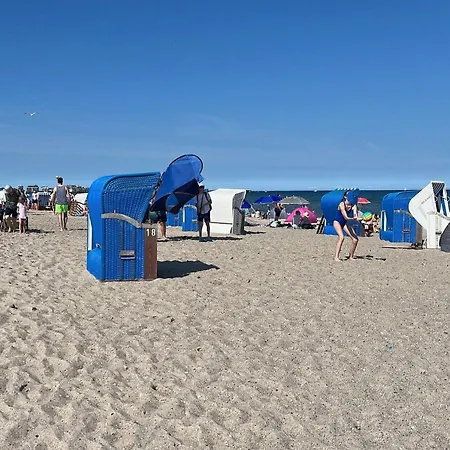 Ferienhaus-an-der-ostsee-by-seeblick-ferien-oro-direkte-wasserlage-sauna-e-saeule Hébergement de vacances *