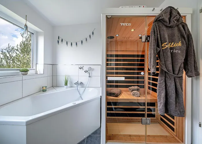 Ferienhaus-an-der-ostsee-by-seeblick-ferien-oro-direkte-wasserlage-sauna-e-saeule Olpenitz