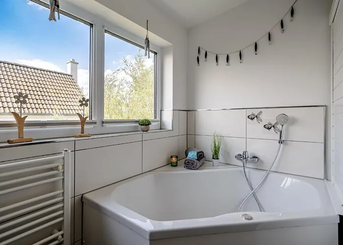 Vakantiehuis Ferienhaus-an-der-ostsee-by-seeblick-ferien-oro-direkte-wasserlage-sauna-e-saeule *