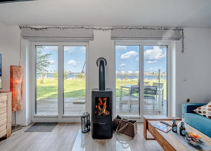 Ferienhaus-an-der-ostsee-by-seeblick-ferien-oro-direkte-wasserlage-sauna-e-saeule Vakantiehuis Olpenitz